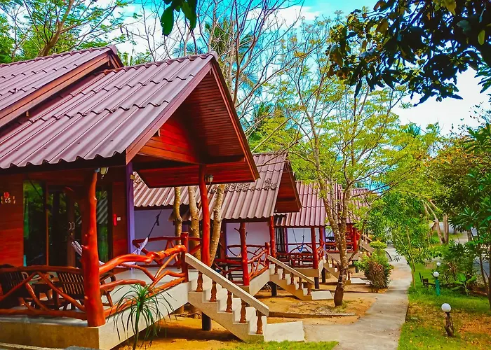 บ้านใต้ รีสอร์ท