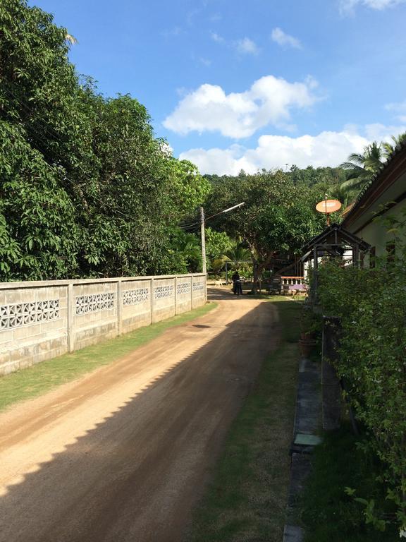 รีสอร์ท บ้านใต้ รีสอร์ท