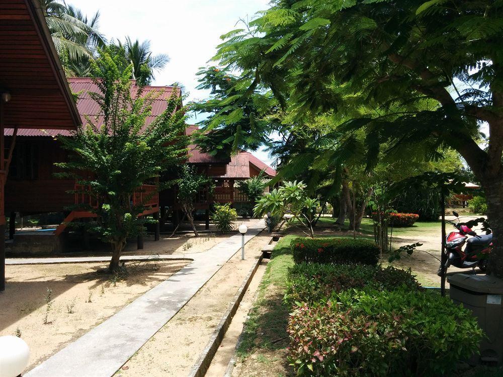 รีสอร์ท บ้านใต้ รีสอร์ท