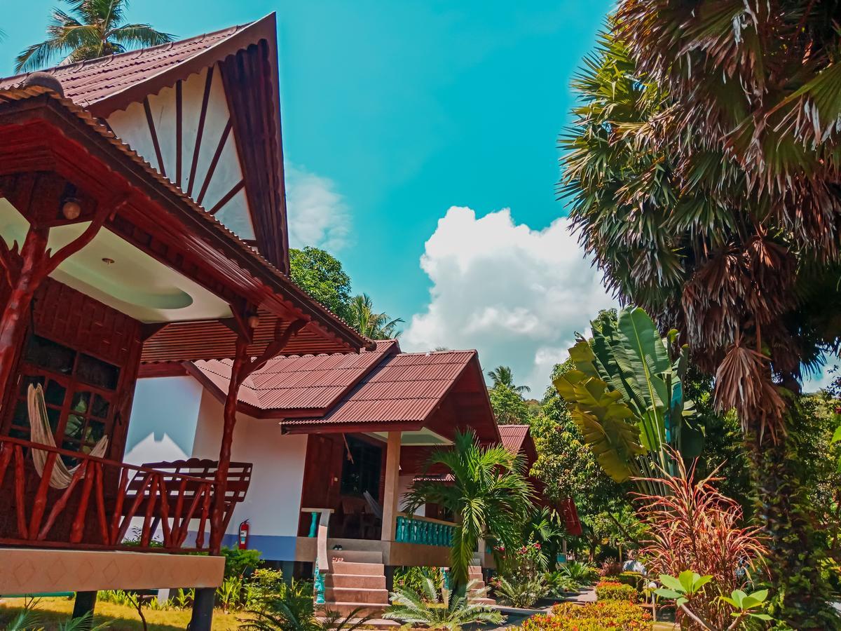 รีสอร์ท บ้านใต้ รีสอร์ท
