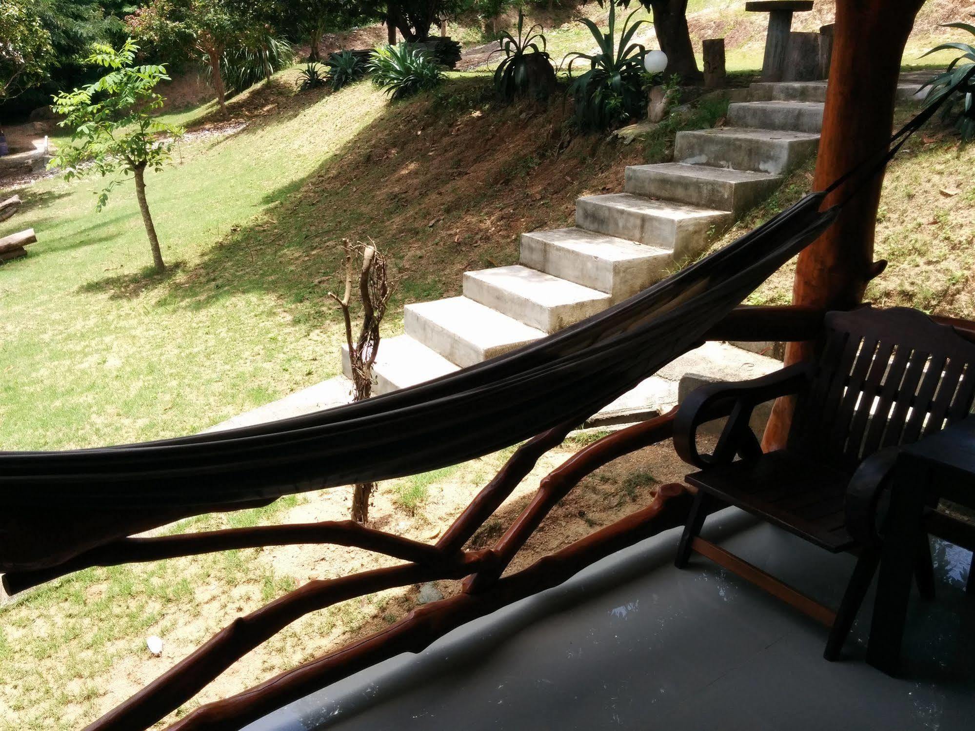 บ้านใต้ รีสอร์ท